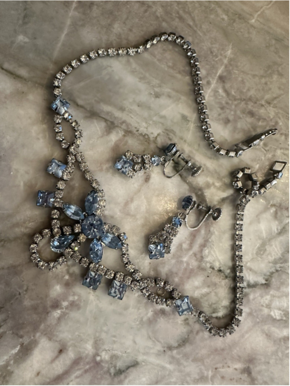 Vintage Blue Rhinestone Necklace Screw Earrings Set - 15"